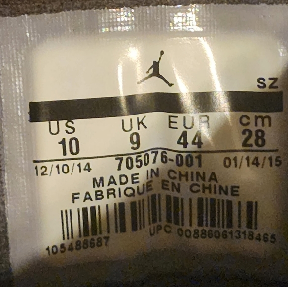 Jordan's Black/Red Instigators - Picture 6 of 9